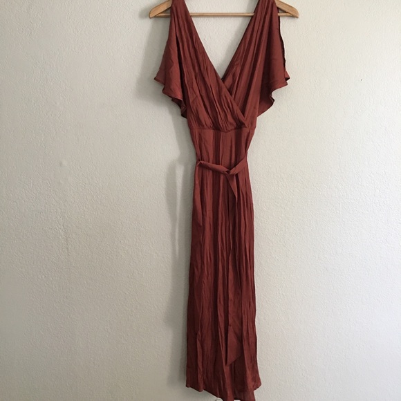 Express Satin Flutter Sleeve Culotte Jumpsuit - Picture 4 of 8